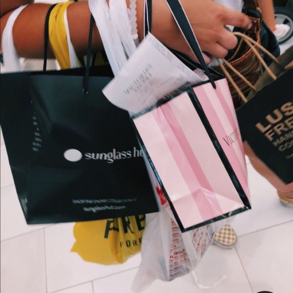 Meet your Posher, Grace